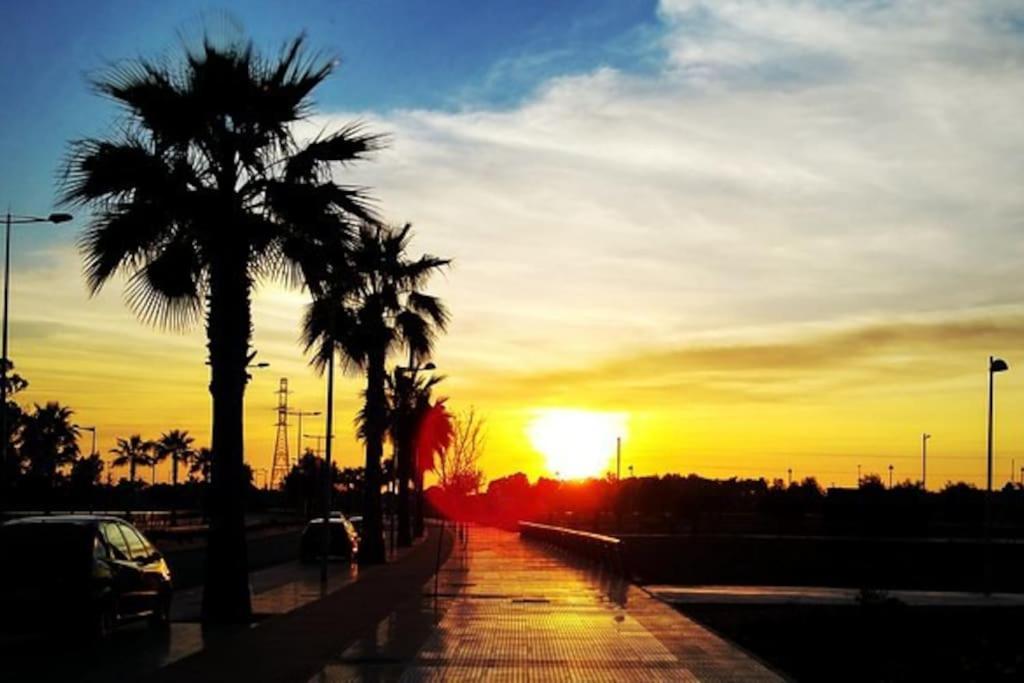 Anfitriones De Glamour - Albor De Sevilla Montequinto Luaran gambar