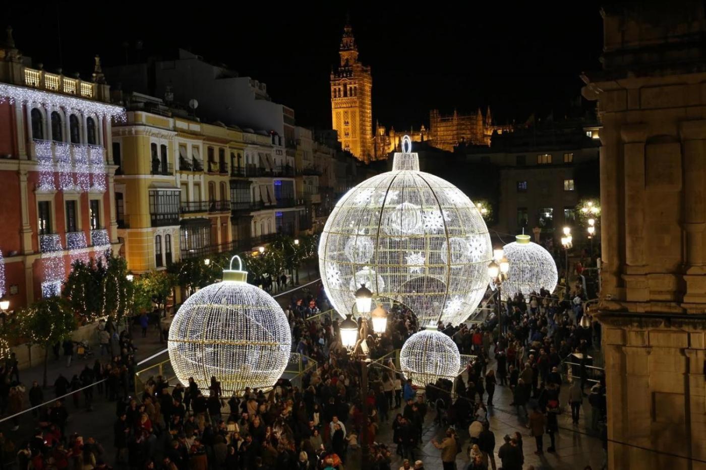 Anfitriones De Glamour - Albor De Sevilla Montequinto Luaran gambar